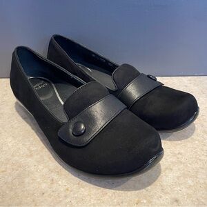DANSKO Olena Loafer Ballet Flat Clog Shoe Black Suede With Black Leather Accents